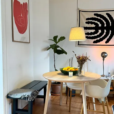 Cozy In Centre Apartment
